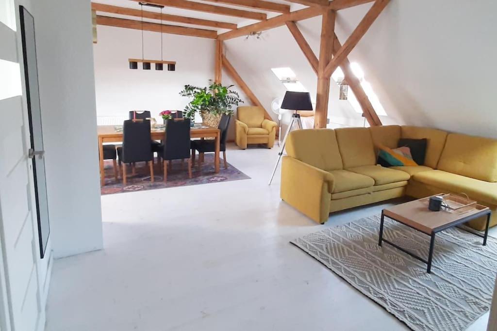 ברג ביי מגדבורג Gemuetliche Wohnung In Burg מראה חיצוני תמונה